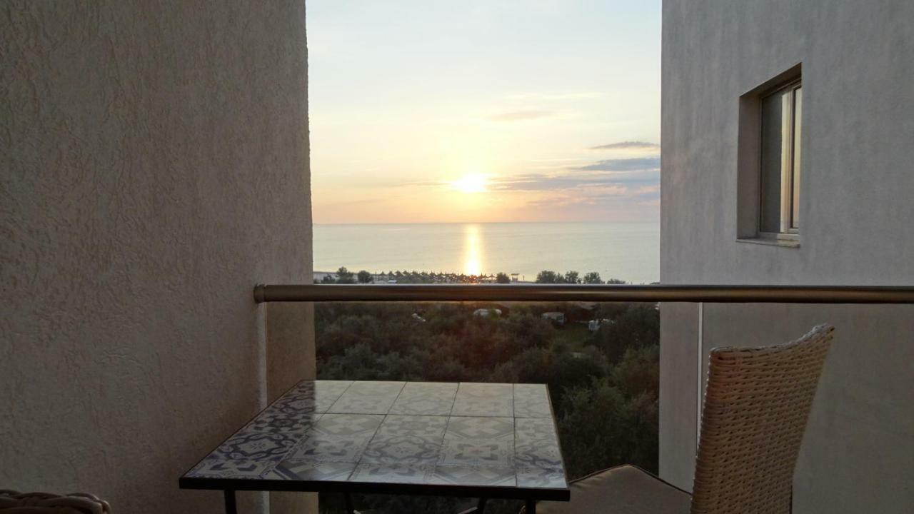 Azzurre Residence Mamaia Eksteriør billede